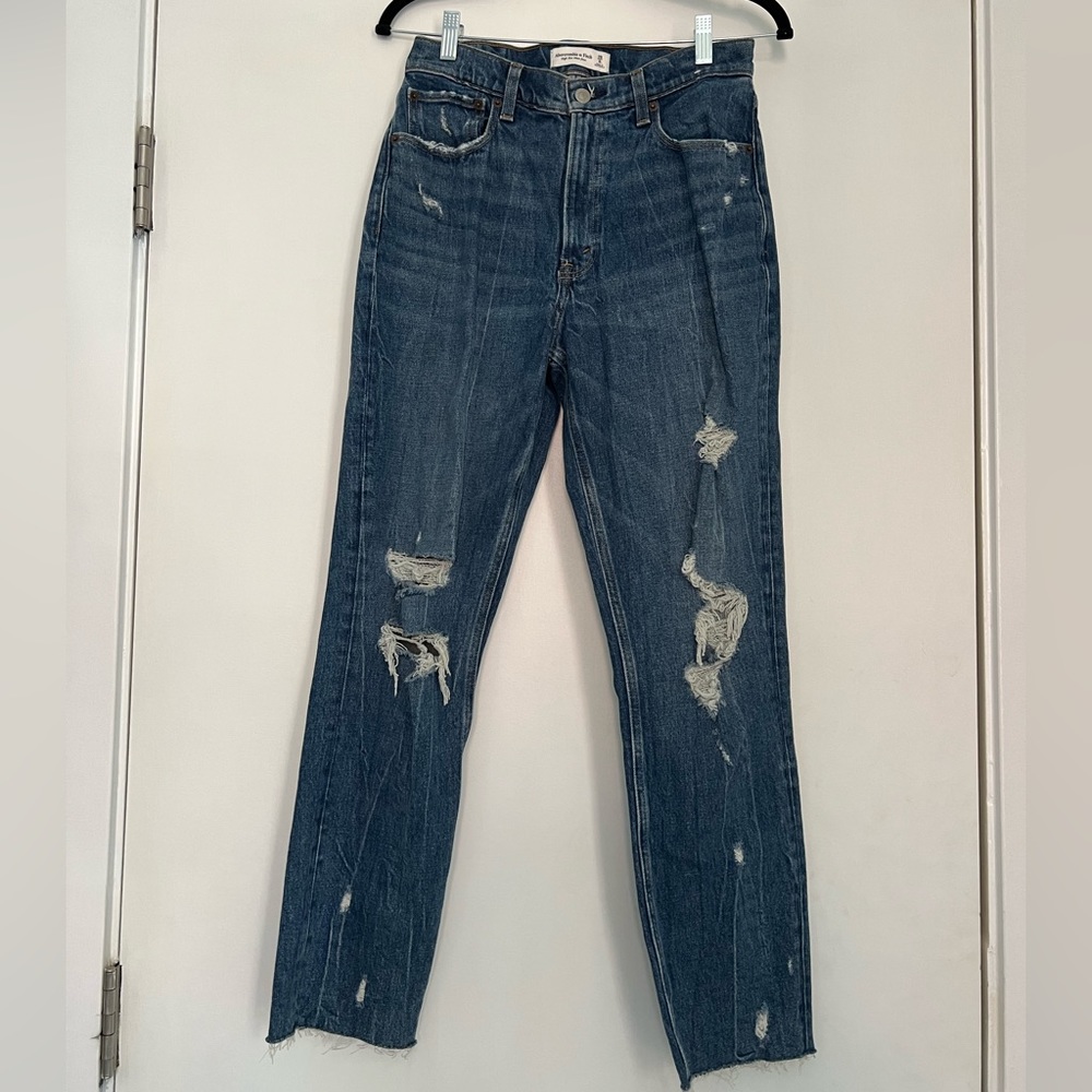 Abercrombie High Rise Mom Jean